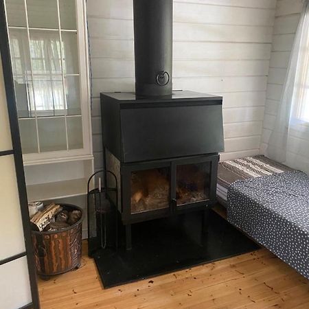 Near Kapellskaer Port - A Cosy Cottage In Norrtaelje ภายนอก รูปภาพ