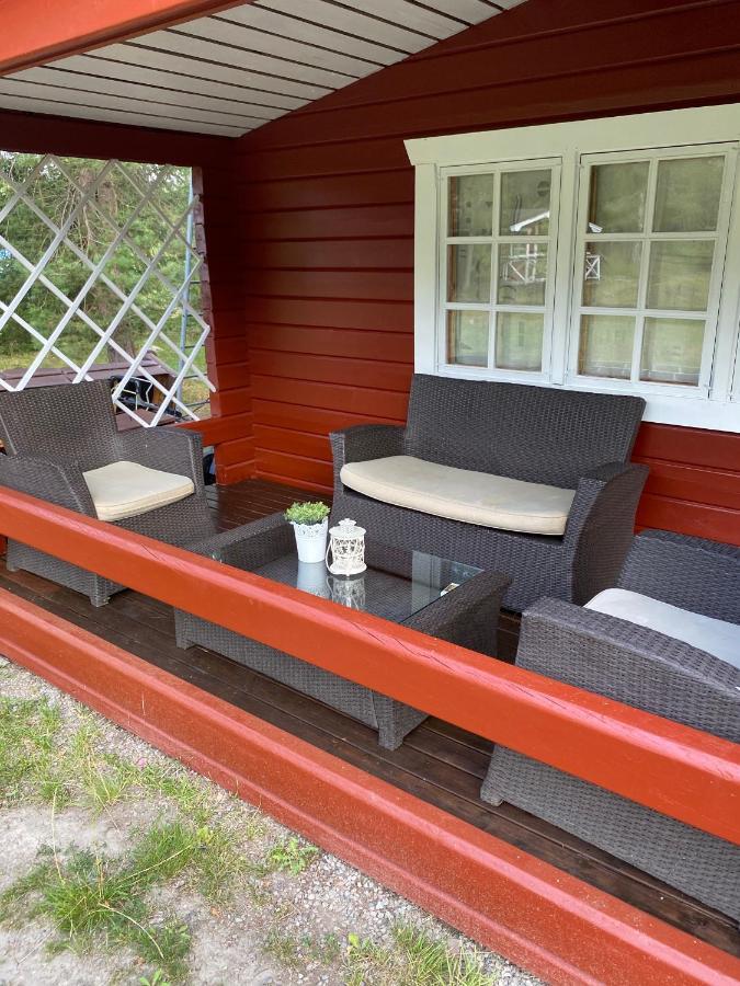 Near Kapellskaer Port - A Cosy Cottage In Norrtaelje ภายนอก รูปภาพ